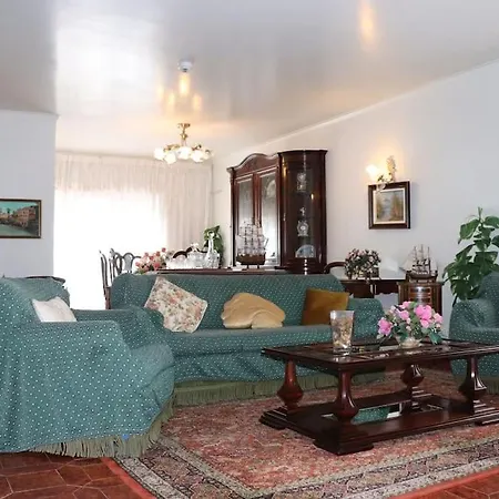 A Mouros House With Swimming Pool Apartment *