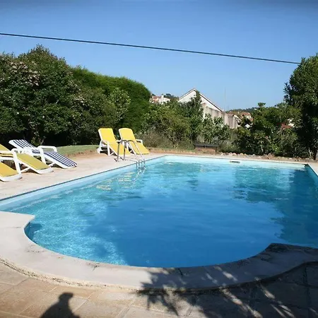 A Mouros House With Swimming Pool Ericeira